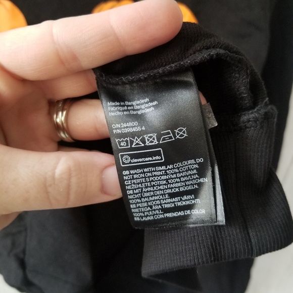 NWOT H & M Playful Pumpkins Sweater Size XSmall - Picture 5 of 5